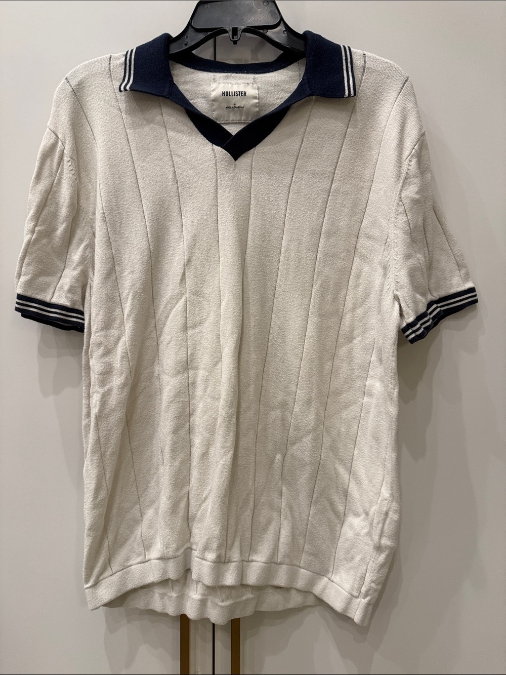 Hollister Cream Short-Sleeve V-Neck Sweater with Navy Trim